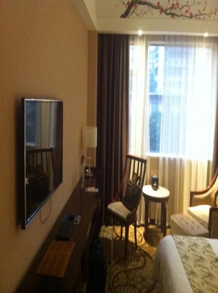Guilin Golden Crown International Hotel Esterno foto