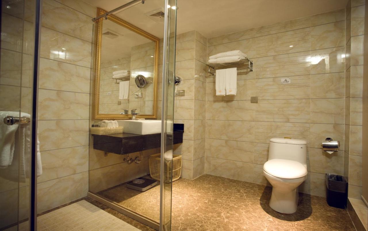 Guilin Golden Crown International Hotel Esterno foto